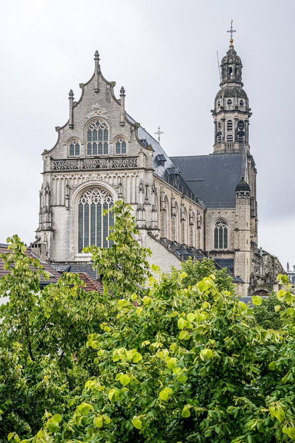 Hotel Urban Dreams Antwerpen Bagian luar foto