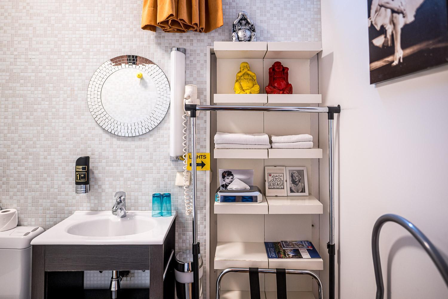 Hotel Urban Dreams Antwerpen Bagian luar foto