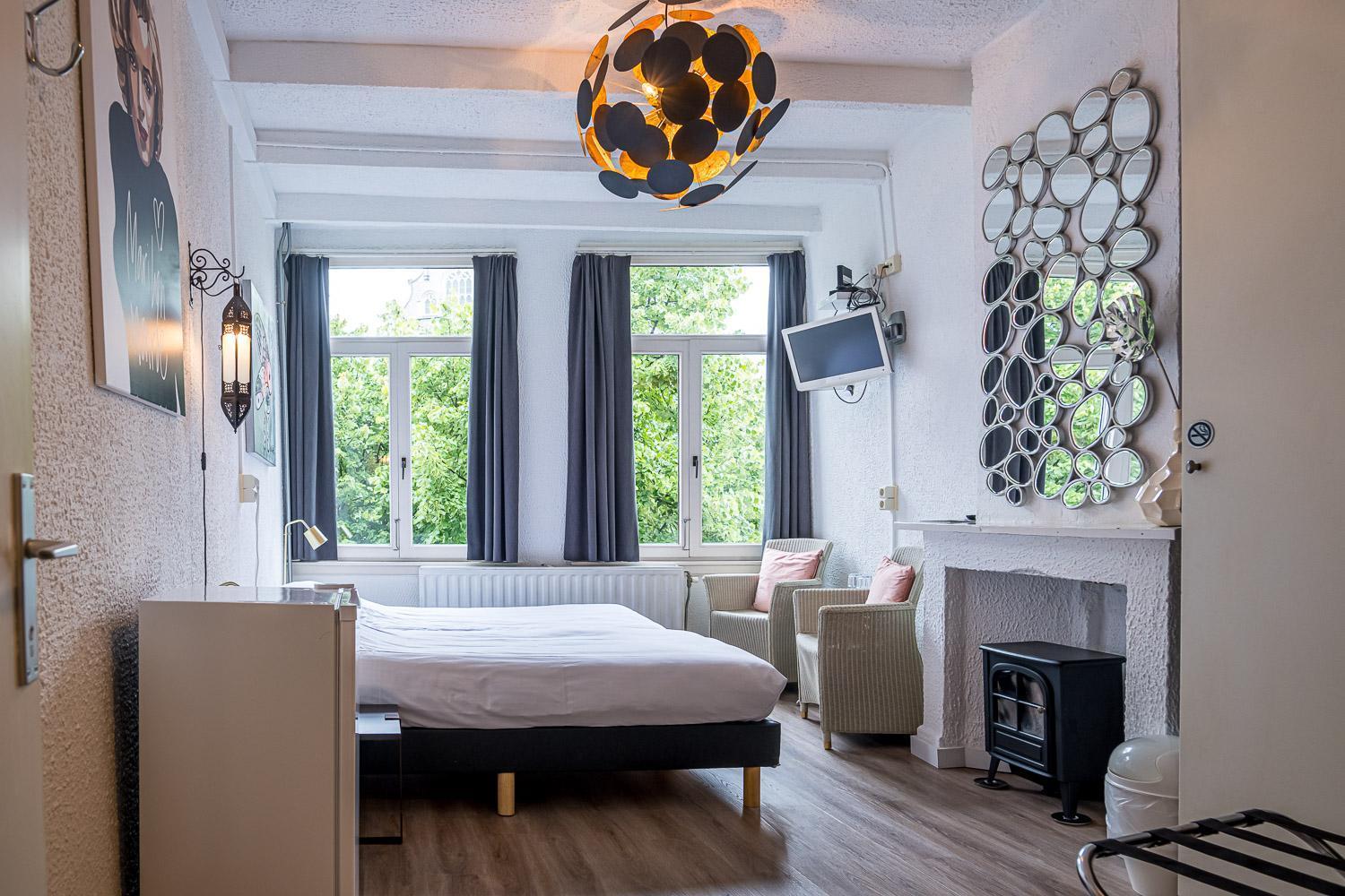 Hotel Urban Dreams Antwerpen Bagian luar foto