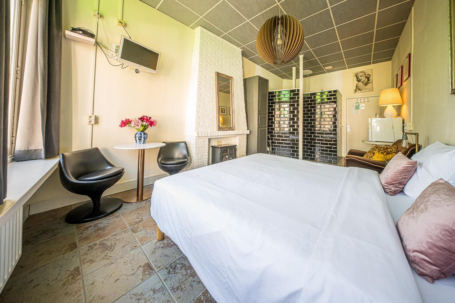 Hotel Urban Dreams Antwerpen Bagian luar foto