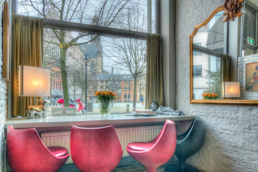Hotel Urban Dreams Antwerpen Bagian luar foto